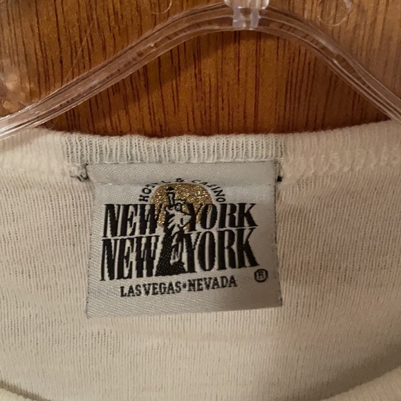 New York New York Hotel & Casino Las Vegas Tee - Picture 3 of 3